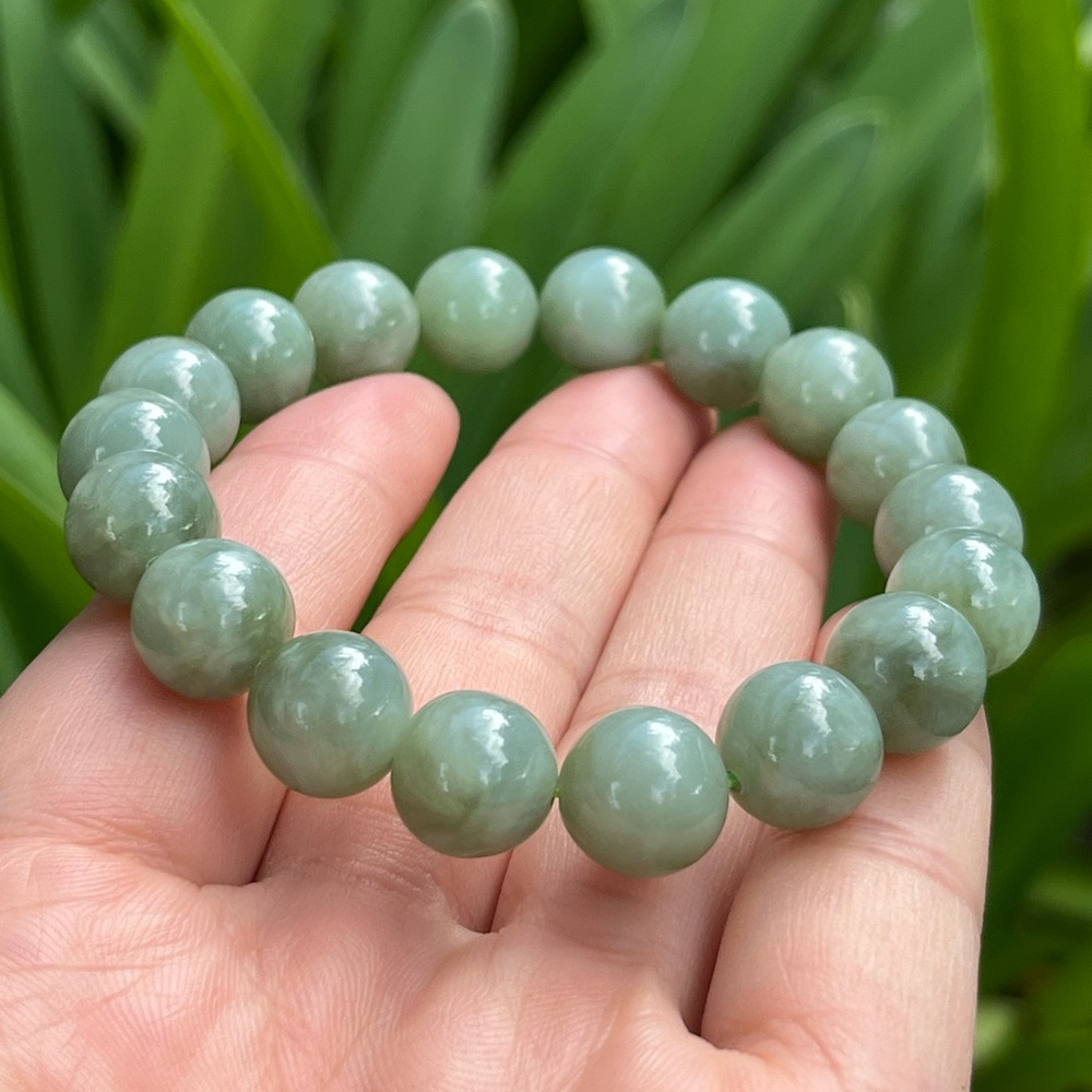 11.5mm stretchable‎ green jade bracelet 0050
